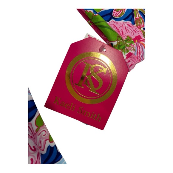 Vibrant Kaeli Smith West Virginia Pink and Blue Patterned Dress - Picture 9 of 10